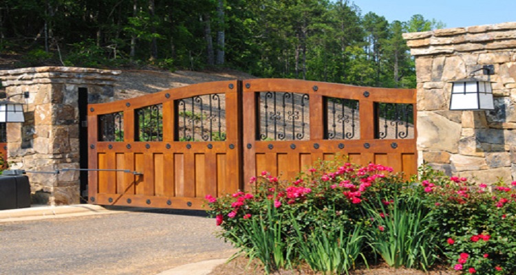Swing Gate Repair Service Saugus
